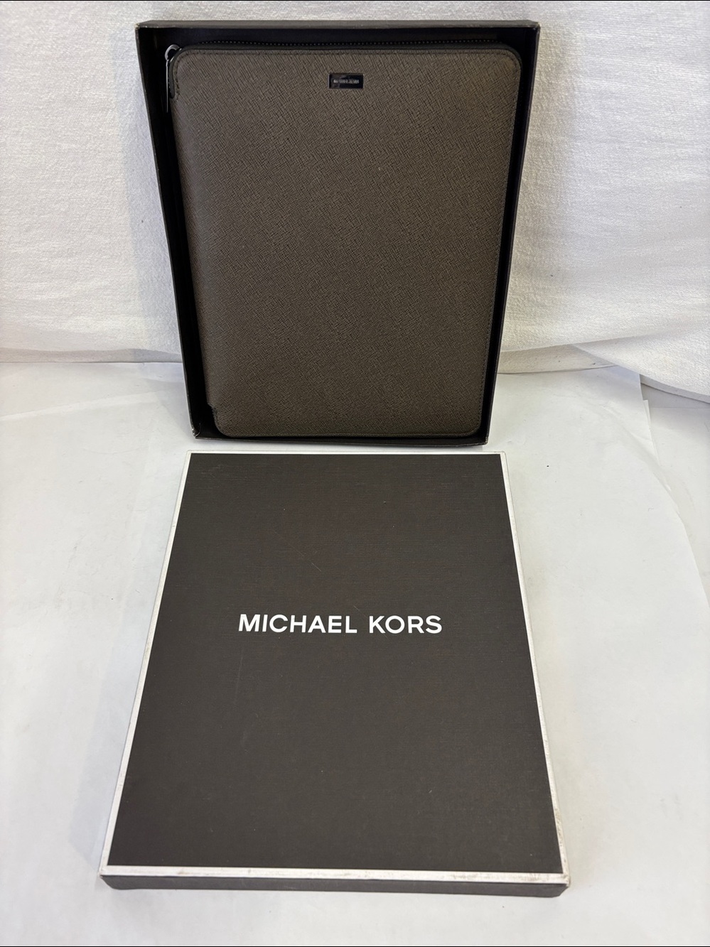 Michael Kors Saffiano Leather Tablet Case IPad Zip Around